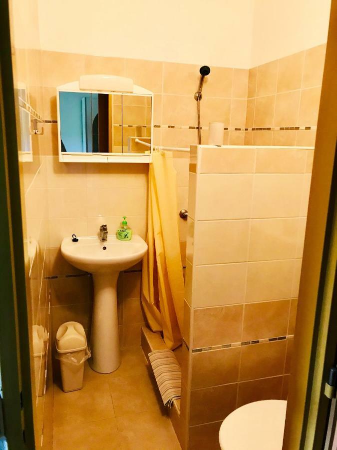 Restaurace Penzion Pod Sumarnikem Tvarozna Lhota Exteriör bild