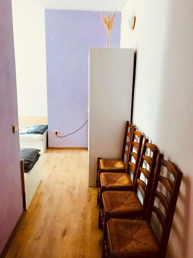 Restaurace Penzion Pod Sumarnikem Tvarozna Lhota Exteriör bild